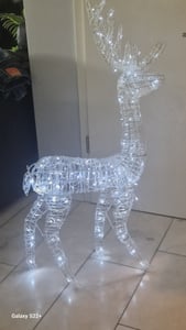 vidaXL LED renna acrilica decorazione natalizia 140 LED 120 cm bianco freddo Foto del cliente 1