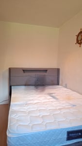 MODFU Boxspringbett Hydraulisches 140 x 200 cm mit LED-Beleuchtung, Polsterbett Funktionelles mit USB-Ladeanschluss, Doppelbett Stauraumbett mit Bettkasten Stauraum, Leinenmaterial Grau(Ohne Matratze) Kunden-Foto 2
