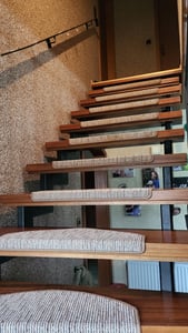 Tapis d'escalier Geneva demi-rond ou carré Protection d'escalier gris argent demi-rond Photo du client 2