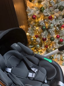 4Baby Neo i-Size Kindersitz Gruppe 0+ für Neugeborene bis 13 kg (0–15 Monate), Babyschale, RWF,  leicht, höhenverstellbar, ECE R129, Grün Kunden-Foto 1