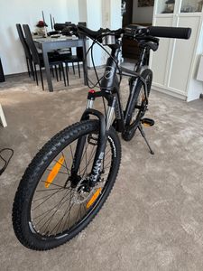 Bergsteiger Makalu 29 Zoll Mountainbike Aluminium, geeignet ab 160 cm, Scheibenbremse, Shimano 21 Gang-Schaltung, Hardtail, Jungen-Fahrrad & Herren-Fahrrad Kunden-Foto 10