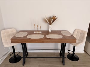Tribesigns Bartisch, 160 cm hoher Kneipentisch mit Fußstütze aus Metall, rechteckiger Esstisch in Thekenhöhe für die Küche, industrielle Hausbar Kunden-Foto 5