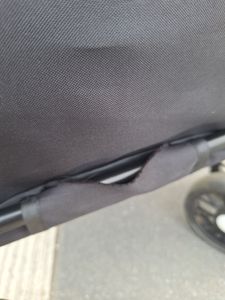 2 in 1 Hundewagen,Hundebuggy bis 15 kg mit abnehmbarem Korb,Klappbar Travel Haustier Kinderwagen Pet Stroller für kleine Hunde 50x65x99cm Schwarz Kunden-Foto 3