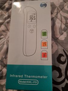 Infrarot Thermometer Digital Fieberthermometer Körperthermometer Berührungslose Kontaktlos Baby und Erwachsene Säuglinge Helligkeit Stirn LED Retoo Kunden-Foto 11