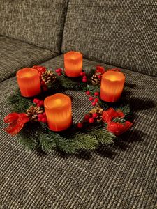 d'Avvento con 4 candele LED e telecomando - 30 cm -  natalizia da tavolo con candele artificiali Foto del cliente 1
