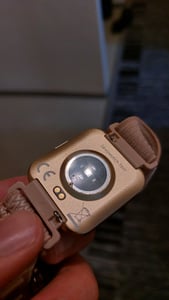 Levowatch TINY Damen Smartwatch, 8mm dünn & curved, Metallgehäuse, Telefon Funktion, AMOLED Always-On, Sprachsteuerung, 3 Armbänder, wasserdicht, Puls Kunden-Foto 6