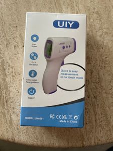 Infrarot Thermometer Digital Fieberthermometer Körperthermometer Berührungslose Kontaktlos Baby und Erwachsene Säuglinge Helligkeit Stirn LED Retoo Kunden-Foto 3