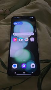 Galaxy Z Flip5 - Lavender - 256 GB Kunden-Foto 1