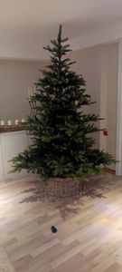 Weihnachtsbaum Allison Kiefer klappbar Baum - 1244 Tipps - H180 x Ø 112 cm Kunden-Foto 1
