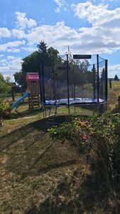 KINETIC SPORTS Trampolin Outdoor SALTO Ø 183/244/305/366/400/430/490 cm - Kindertrampolin Set mit Leiter, Netz, Randpolster, bis zu 160kg Kunden-Foto 1