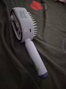 Elektrische Sprüh-Massagebürste, rote LED, 650nm, Luftkissen-Massage, ausziehbare Zähne,Haarpflege, Anti-Frizz,antistatisch,wiederaufladbar Kunden-Foto 1
