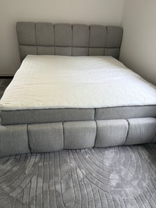 Čalouněná postel NIRA s úložným prostorem - 200x200 cm - Středně tvrdé H3 | Hnědá Samet - Topper T25 Fotografie od zákazníka č. 1