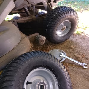15x6.00-6 Grass Lawnmower Wheels 4ply P332 Tyre on Rim 20mm Bearings (Set of 2) Photo du client 1