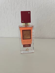 Lattafa Ana Abiyedh Scarlet Eau de Parfum 60Ml Kunden-Foto 1