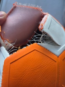 Original KickerBall 2.0 di Swerve Ball, Cuciture rinforzate, Pallone speciale per curve estreme, Leggero come una piuma, Aerodinamico, Pallone da trick con spin, Per Foto del cliente 2