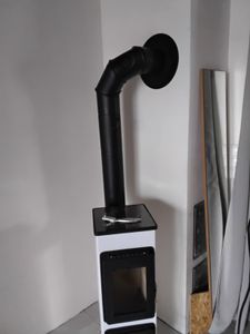 Ø 150 mm - Rosone da parete per stufe, nero Foto del cliente 1