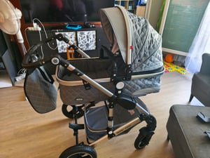 Daliya® BAMBIMO 3in1 Kinderwagen mit i-Size Babyschale, Gummi-Rädern & Aluminiumrahmen, Travel-System mit 2in1-Babywanne/Sportsitz, Kombi-Kinderwagen Kunden-Foto 1