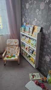 SONGMICS Bücherregal Kinder, Kinderregal mit 3 Ebenen, Spielzeugregal, Wandregal, für Kinderzimmer, Spielzimmer, weiß-naturfarben Kunden-Foto 2