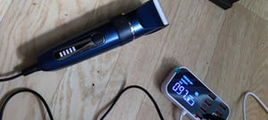 7MAGIC Haarschneidemaschine, Professioneller wasserdichter Keramik-Haarschneider mit Batteriestatusanzeige, Lange Bereitschaft, USB aufladbares, Blau Kunden-Foto 2