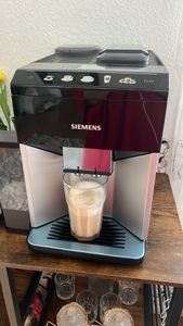 Siemens EQ.500 TP516DX3, Espressomaschine, 1,9 l, Kaffeebohnen, Eingebautes Mahlwerk, 1500 W, Schwarz, Edelstahl Kunden-Foto 1