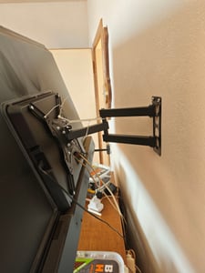 Support TV inclinable et pivotant 32"-55" Support mural inclinable Support écran Support mural Support TV VESA 400x400 Retoo Photo du client 8