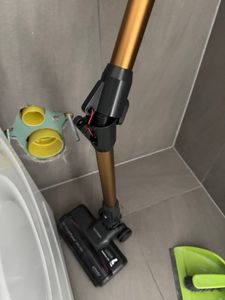 Ultenic U20UL akumulátorový vysavač, 60000Pa/ 600W/60Min, akumulátorový vysavač se samostojící konstrukcí, flexibilním ohýbacím kloubem, kartáčem proti zamotání podlahy Fotografie od zákazníka č. 35