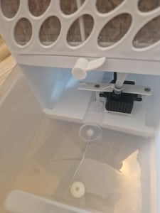 JUNG TVE25 Mobiles Klimagerät mit Wasserkühlung, leise, inkl. Fernbedienung + Timer, Kühlender Ventilator ohne Abluftschlauch, für Zimmer, kompaktes Kunden-Foto 12