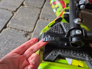 ROBWAY Hoverboard-Sitz | Hoverkart Sitzscooter - Hoverboard Kart Aufsatz - Go-Kart - Roller - Passend für Robway W1, W2, W3, - 6,5 - 10 Zoll - Schwarz Kunden-Foto 1