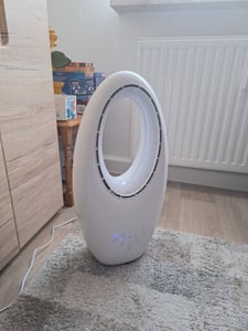 ZELURXX Wentylator bezłopatkowy Cichy wentylator wieżowy Wentylator stojący z pilotem, oscylacja 60°, 3 stopnie prędkości, oświetlenie LED, timer, energooszczędny Zdjęcie produktu od klienta nr 1