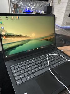 Lenovo Laptop | 15,6 Zoll FHD IPS Display | Intel Core i5-13420H | 8 x 4,60 GHz | 16GB RAM | 1000 GB SSD | Intel UHD Grapics | Windows 11 Kunden-Foto 2