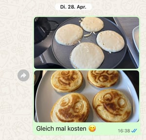 endusor® Crêpière 26 cm - 3 fois anti-adhésive - pour induction Vitrocéramique Gaz Electrique - Crêpière incl. spatule & distributeur en bois de hêtre allemand Photo du client 2