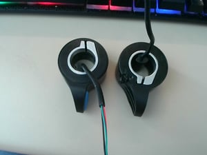 Gashebel für Elektroroller Ninebot ES1 / ES2 / ES3 / ES4 Kunden-Foto 1