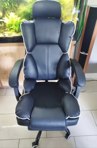 Gaming-Stuhl mit Ventilator, Bürostuhl, Luftkühler und Kühlung – Belüfteter Kühlsitz, mit Liegefunktion,  sanfte Vibrationsmassage, Schwarz Kunden-Foto 6