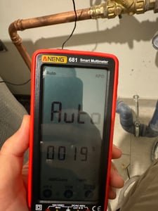 ANENG 681 Multimetr 6000 zliczeń NCV Tester Latarka do pomiaru napięcia, prądu, rezystancji, pojemności, temperatury, częstotliwości, włączania/wyłączania diody Zdjęcie produktu od klienta nr 1