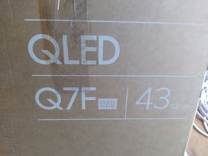 Samsung Q60D QE65Q60DAUXXN, 165,1 cm (65"), 3840 x 2160 Pixel, QLED, Smart-TV, WLAN, Titan Kunden-Foto 6