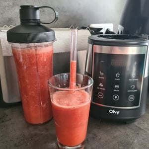 Olvy Blender Pro kielichowy, szklany dzbanek 1,5 l, kubek Tritan 600 ml, ekran dotykowy, Pulse, Auto-Clean, smoothie maker i ice crusher Zdjęcie produktu od klienta nr 22