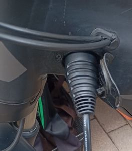 LEICKE 4A Ladegerät für 36V/42V Bosch Active/Performance Line E-Bike Akku mit Active Line Plus/Cargo Line/Performance Line CX(0275007907) Kunden-Foto 3