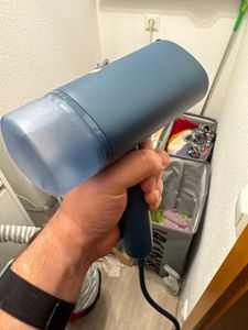 Philips Travel Steamer 3000 Series, tragbarer Dampfglätter, 20 g/min konstanter Dampf, 1000W, Blau (STH3000/20) Kunden-Foto 1