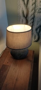 set di 2 lampade da tavolo o da comodino BRUBAKER Piedi in Vetroceramica bianca con finitura opaca bicolore - altezza 38 cm Foto del cliente 4