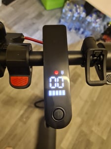 E-Scooter mit Straßenzulassung 120kg, 8,5''/10'', 35-45km, klappbar, mit APP 500 W, 20 km/h, (mit Tasche, mit LED-Display, Federung), 45km, E-Roller Kunden-Foto 2