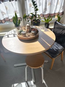 VASAGLE Esstisch rund, Esszimmertisch, klein Küchentisch für 4 Personen, Landhausstil, wasserresistente Oberfläche, 80 cm d, 74,8 cm H, für Esszimmer Kunden-Foto 2