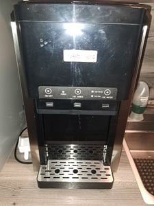 Máquina de hielo 3 en 1, dispensador de agua y triturador de hielo WEBBER, 200 W, capacidad de 20 kg/24 horas, depósito de 6 litros Foto del cliente 1
