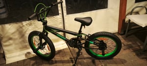Bergsteiger Tokyo 20 Zoll BMX, Fatbike, 360° Rotor-System, Freestyle, 4 Stahl Pegs, Kettenschutz, Freilauf Kunden-Foto 4