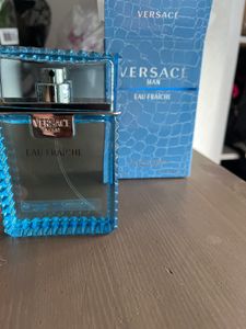 Versace Man Eau Fraiche, Männer, 50 ml, Spray, 1 Stück(e) Kunden-Foto 2