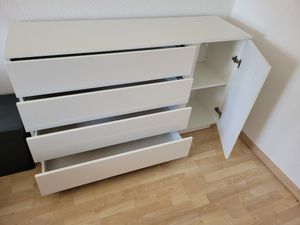 Kommode LINA II Weiß Hochglanz mit PUSHOPEN System und LED Kunden-Foto 1