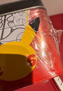 Pokemon Celebrations Premium Figure Collection: Pikachu VMAX Fotografie od zákazníka č. 3
