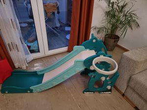 Fiqops Kinderrutsche Rutsche Gartenrutsche 4-in-1 Kinder Spielplatz mit Basketballkorb Wurfring Englisch-Lerngerät Grün Kunden-Foto 7