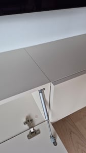 Lavagna TV 140 cm di larghezza KASCHMIR Mobile TV sospeso o in piedi Lavagna sospesa Mobile per soggiorno Armadio a muro MATT Foto del cliente 7