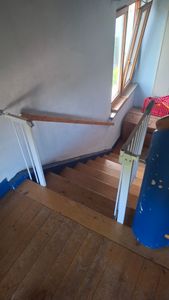 XMTECH Türschutzgitter Treppengitter Türgitter Treppen Absperrgitter Auto-Close für Kinder Baby Ohne Bohren, 85-95cm ,Schwarz Kunden-Foto 3