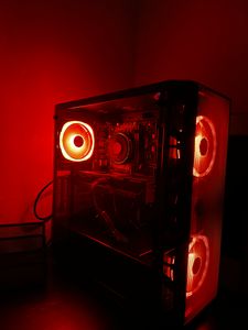 SMX® BattleStation M1A – AMD Ryzen 5 7600, RTX 5070 12GB, 32GB RAM, 1TB SSD, ARGB-Beleuchtung – Gaming PC Kunden-Foto 1